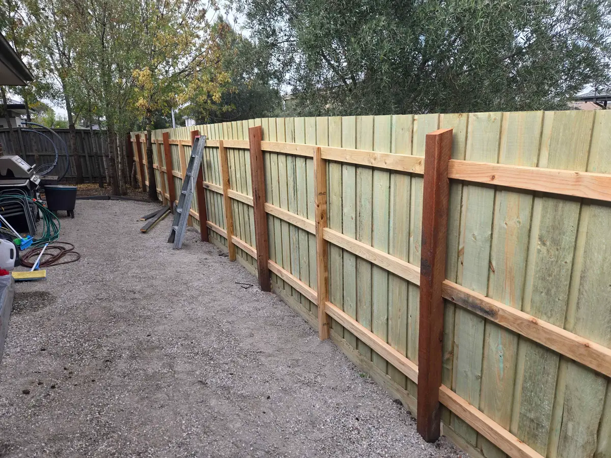 Fence Repairs, Removal & Replacement